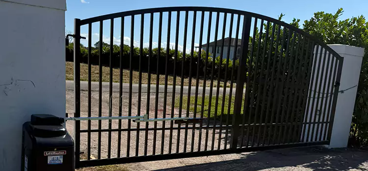 Driveway Fence Repair Sycamore